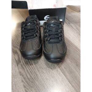 New In Box Chasse 9 Youth Black Cheer Shoe